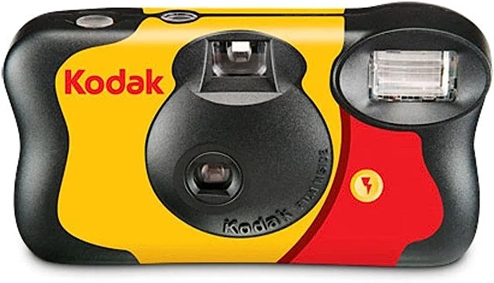 This image is used to describe a Disposable camera 